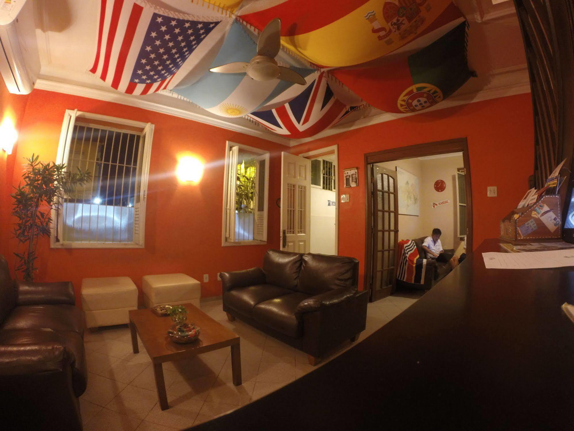 Walk On The Hostal *
